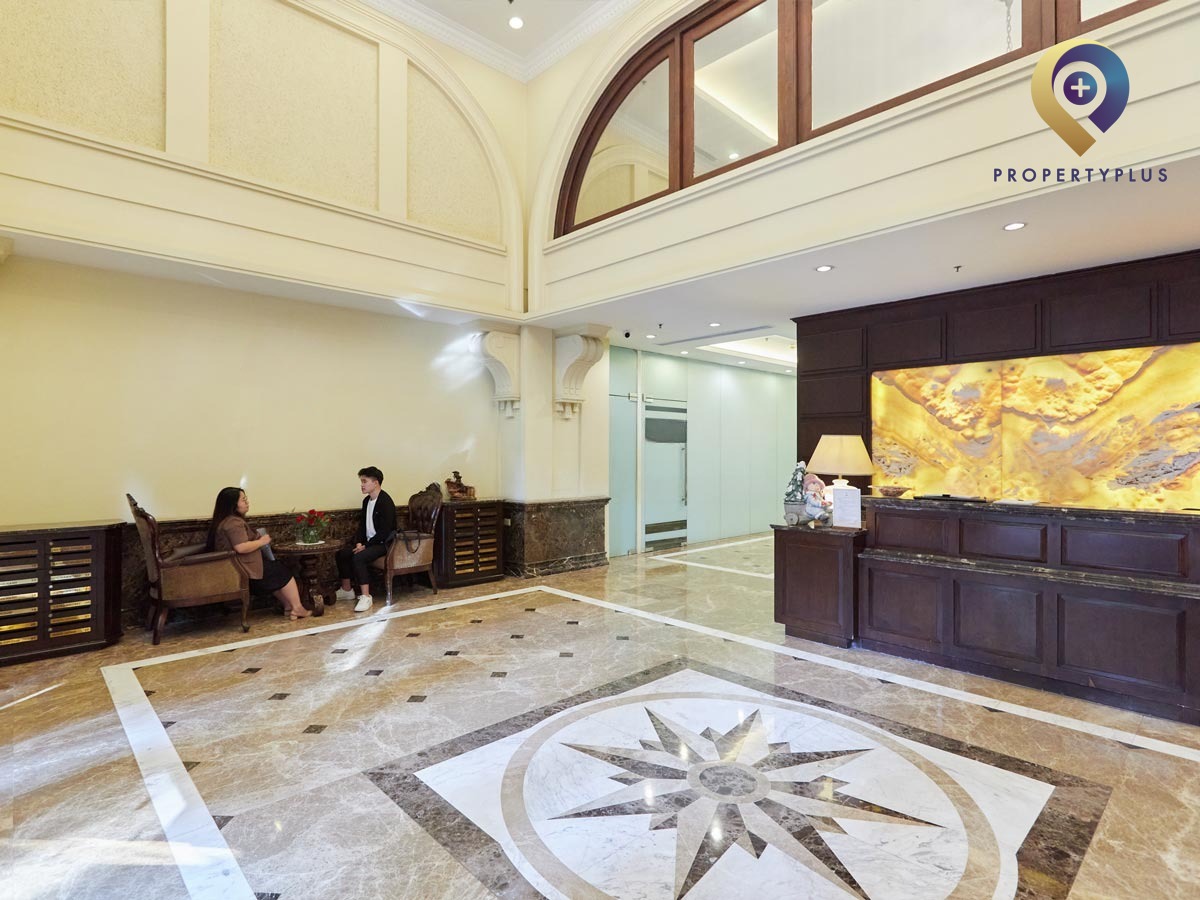 Sảnh tầng 1 rộng rãi và sang trọng của tòa nhà V-Building